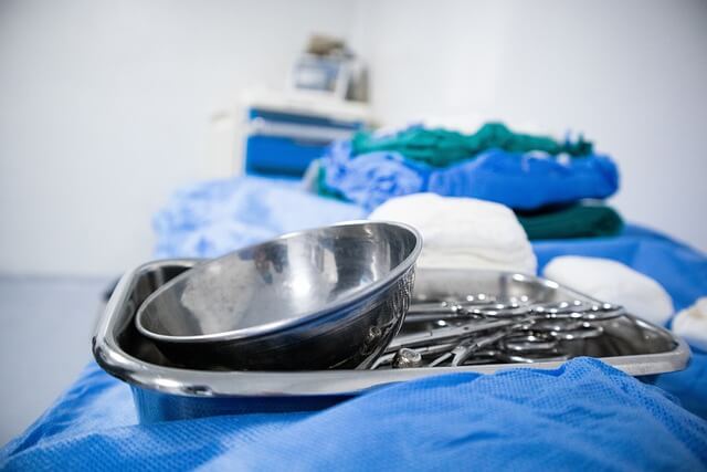 피부 진균 감염이 의심될 때 바르는 제품을 고르는 기준(부위/범위)